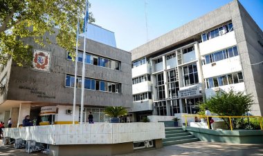 Capital asesorará para obtener  beca de transporte