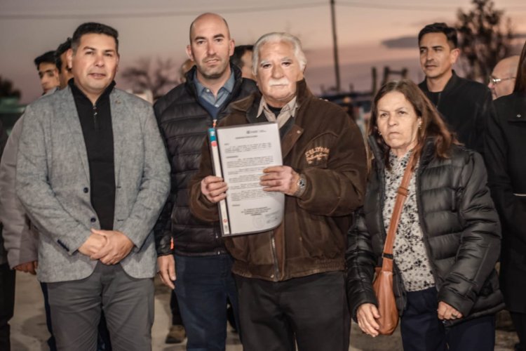 Romina Rosas en la inauguración de la plaza Lilia Munizaga; "reconocer en el otro la importancia de haber transformado la realidad"