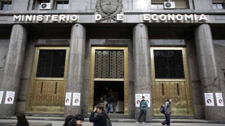 Caputo ratificó el rumbo económico, aunque se caiga la Ley Bases
