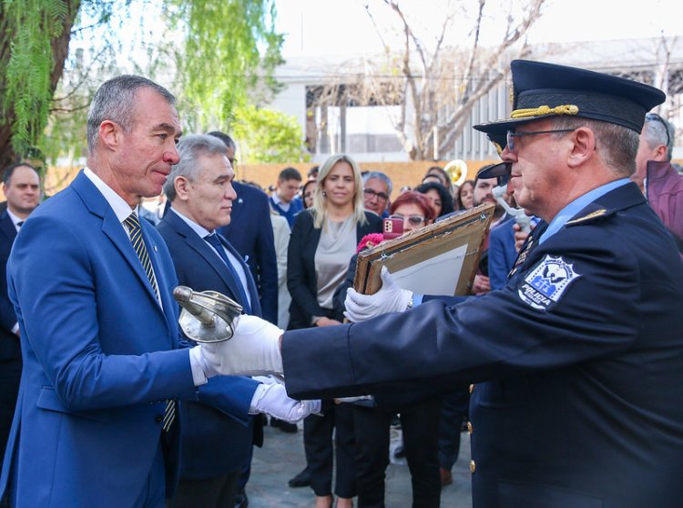 La Casa de Sarmiento recibió el sable de Antonino Aberastain