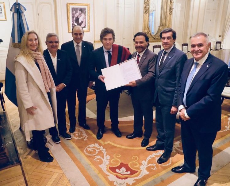 Javier Milei recibió a gobernadores tras convocar a un nuevo pacto