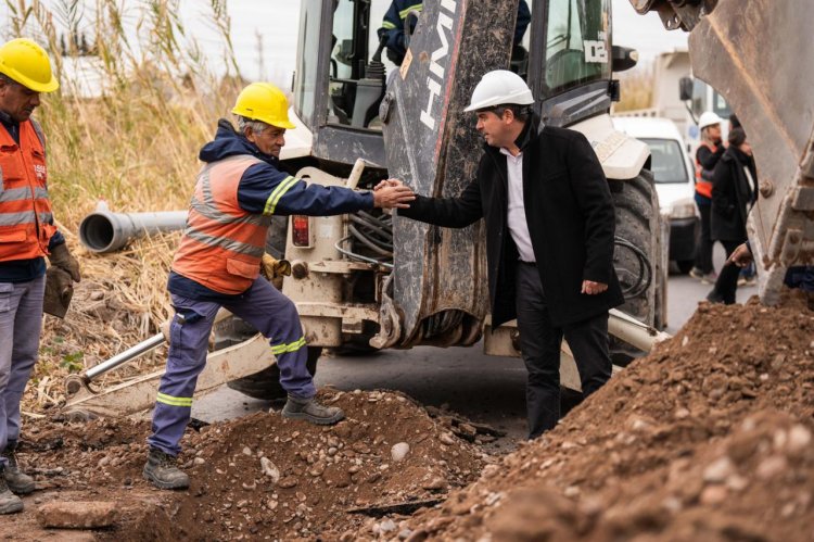Orrego recorrió una obra de agua potable que beneficiará a casi 40 mil habitantes