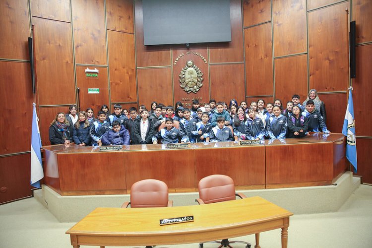 La escuela Manuel Belgrano visitó la Cámara de Diputados