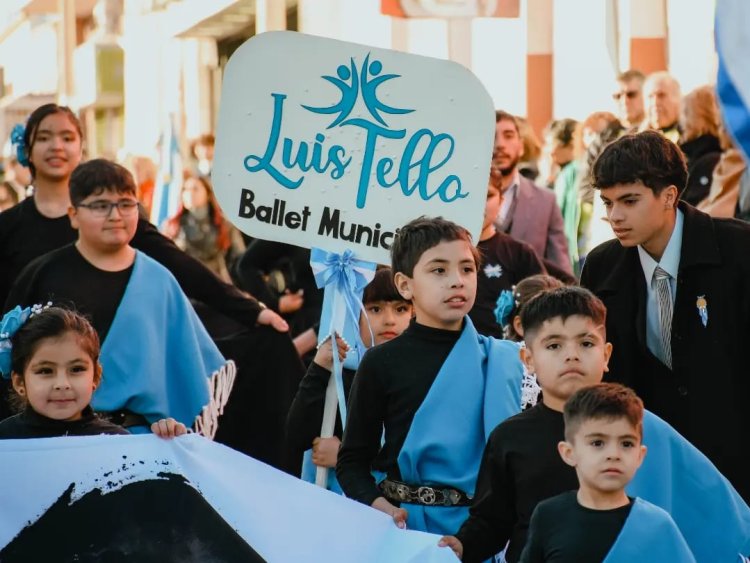Jachal festejó su aniversario con un multitudinario desfile