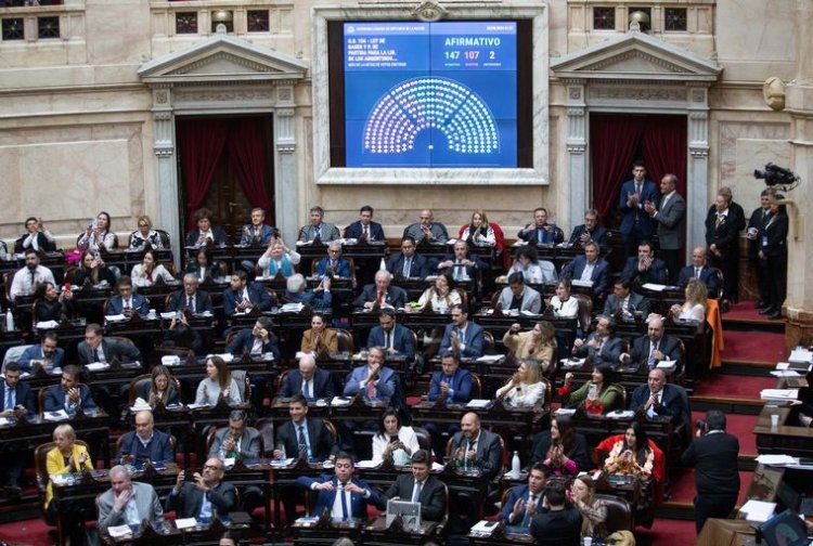 Congreso:  la oposición rechazó el DNU sobre la SIDE