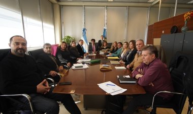 Paritarias: el Gobierno ofreció un aumento escalonado en tres meses
