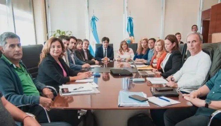 El Gobierno convocará a los gremios docentes para el 10 de julio