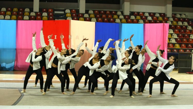 Encuentro regional de gimnasia artística en el estadio Aldo Cantoni