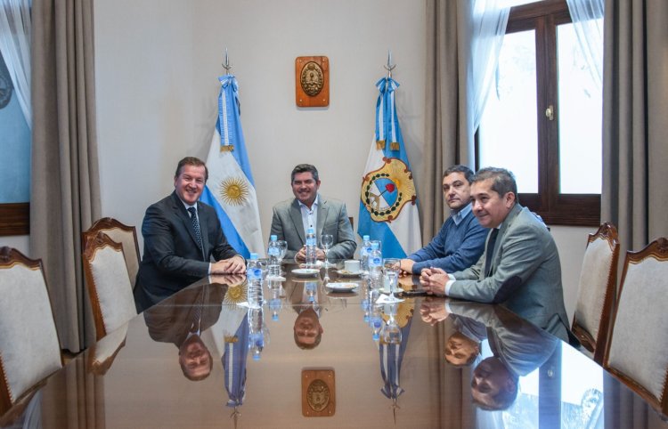 El gobernador Marcelo Orrego recibió a Eduardo Serenellini