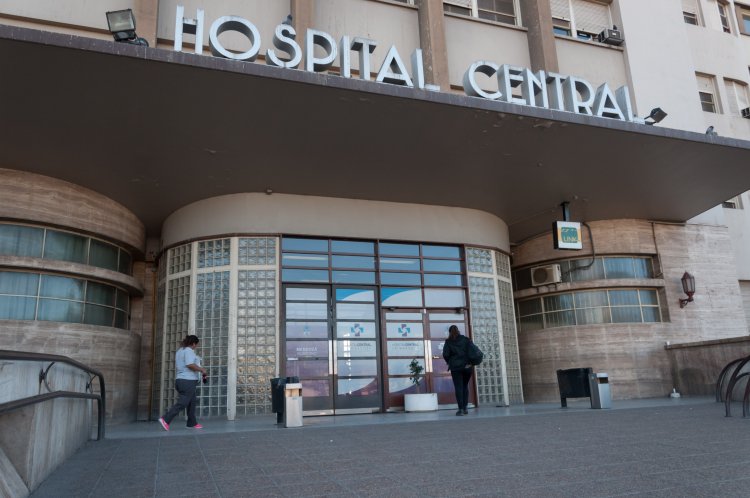Mendoza oficializó el cobro a extranjeros que se atiendan en hospitales públicos