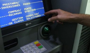 Los empleados públicos cobrarán sus haberes el 31 de agosto
