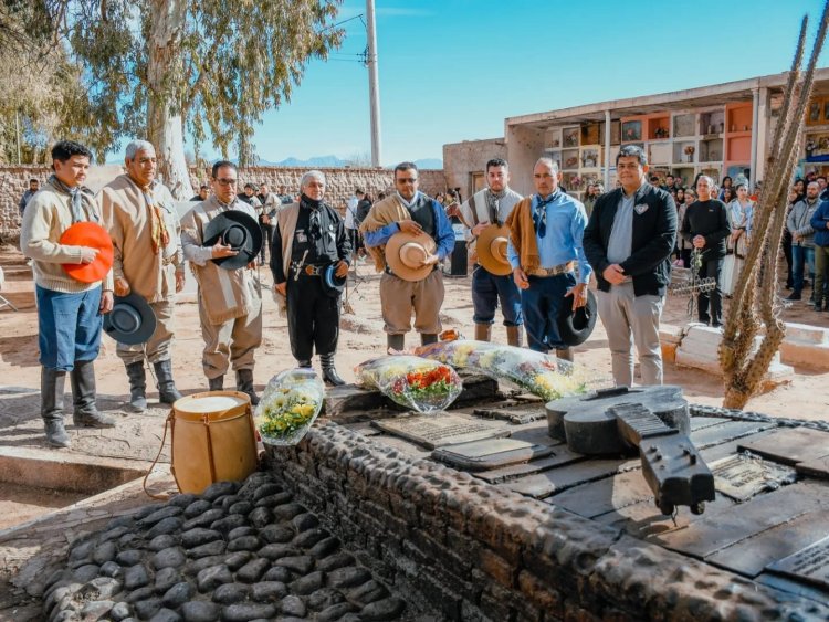 Homenajearon al máximo exponente cultural de Jáchal 