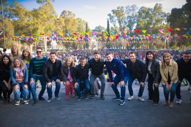 Santa Lucía celebró el Día del Niño con la presencia del Gobernador