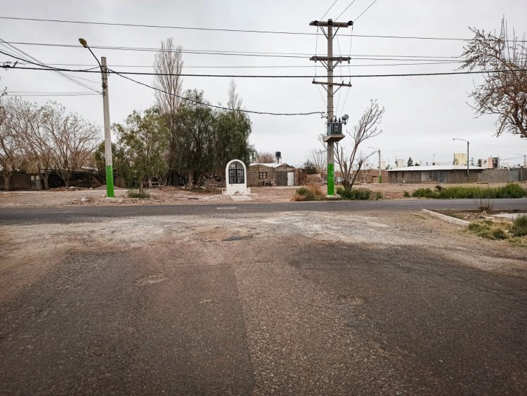 Pocito: Cambiarán el pasante de agua de calle Miguel Atencio y David Chávez