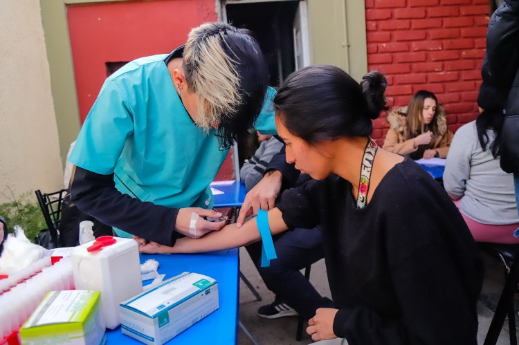 Campamento Sanitario en el Barrio Candelaria: atención primaria, gratuita y accesible