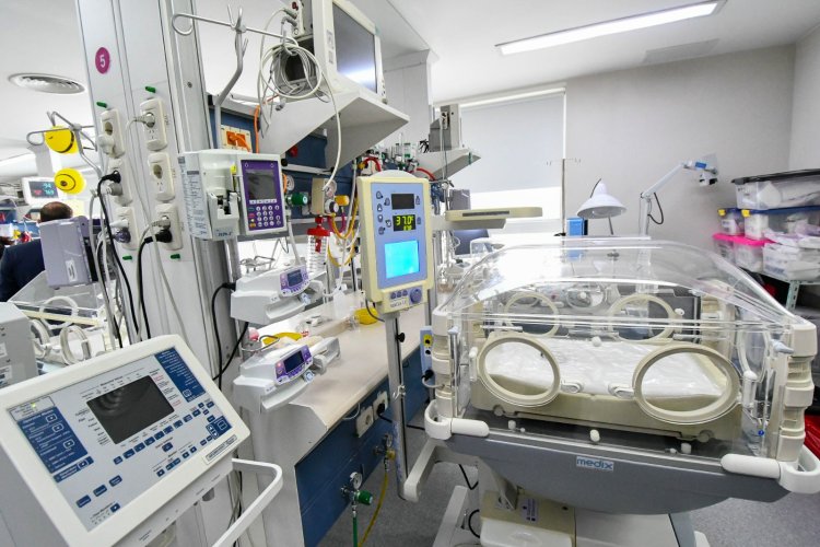El hospital Rawson incorpora nuevas incubadoras de alta tecnología para la terapia intensiva neonatal