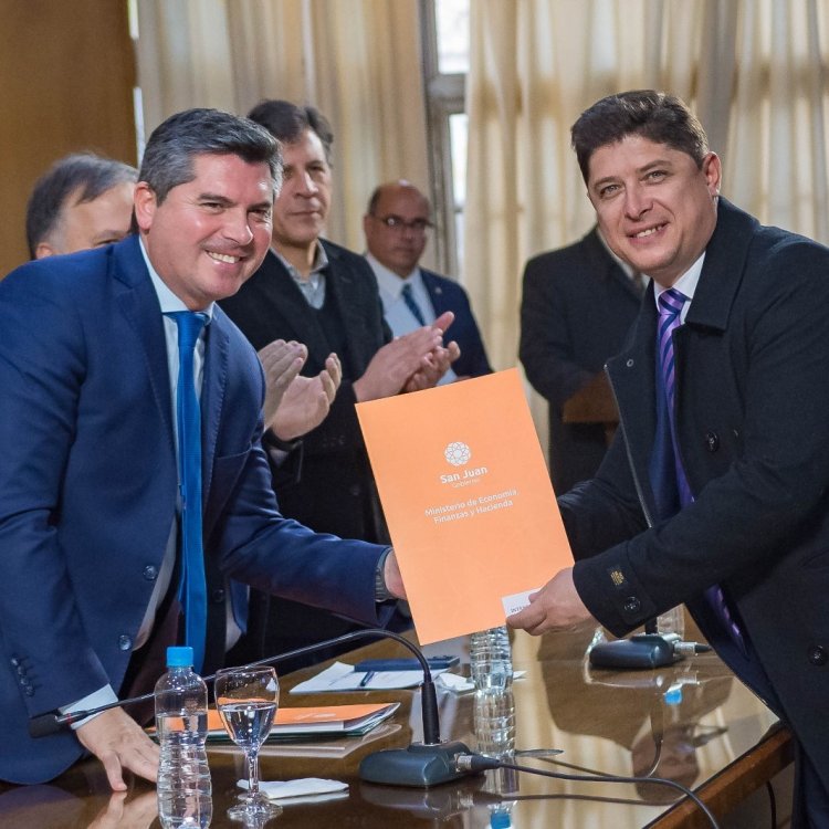 Por el FODERE Santa Lucía logrará el 100% de la ciudad con tecnología LED