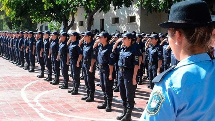 Requisitos para ingresar a oficial de la Policía de San Juan