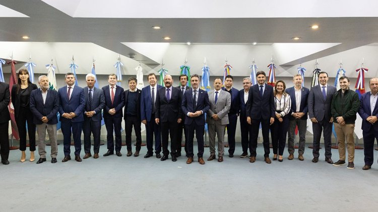 Gobernadores reclaman a Nación por transferencias y obra pública