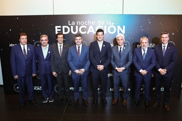 Orrego destacó el   compromiso de San Juan con la mejora continua de la educación