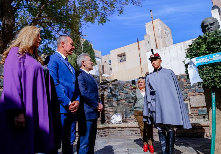 San Juan conmemoró el 136° aniversario del fallecimiento de Domingo Faustino Sarmiento