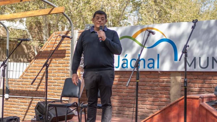 Jachallereando en la Casa en San Juan