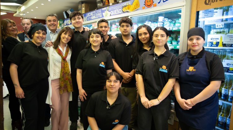 La Municipalidad de la Ciudad de San Juan y Avícola Myriam firman convenio para la creación de empleo