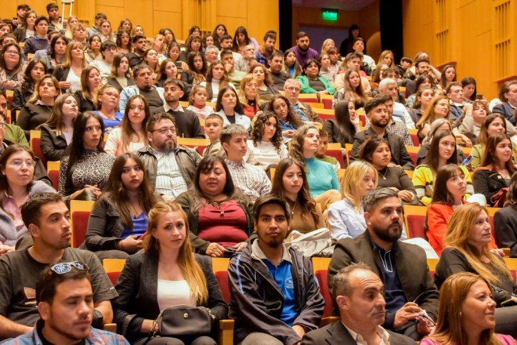 San Juan Impulsa el turismo con nuevos profesionales capacitados