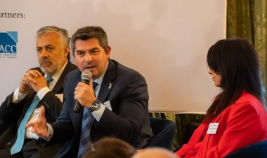 Orrego disertó en el “Argentina Day” ante el interés de inversores en Londres