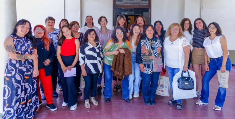 Orrego recibió a las representantes que aspiran convertirse en Emprendedora del Sol*