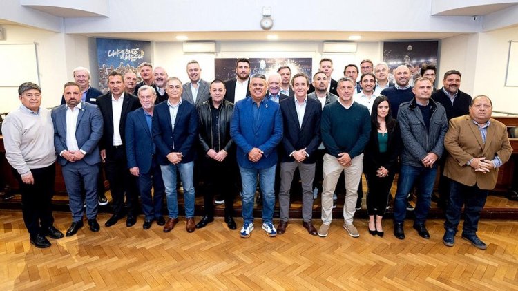 La AFA anunció que hará las elecciones con el aval de Conmebol