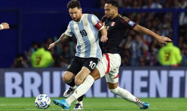 Argentina le ganó a Perú y continúa a paso firme