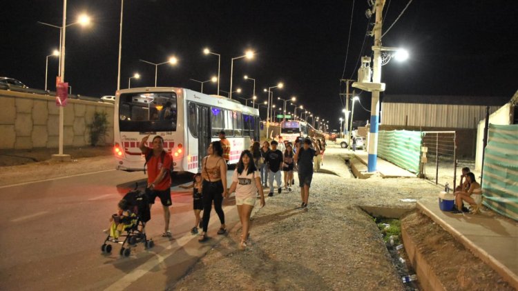RedTulum: Seguridad, rapidez y orden en el dispositivo de transporte gratuito de la Fiesta del Sol