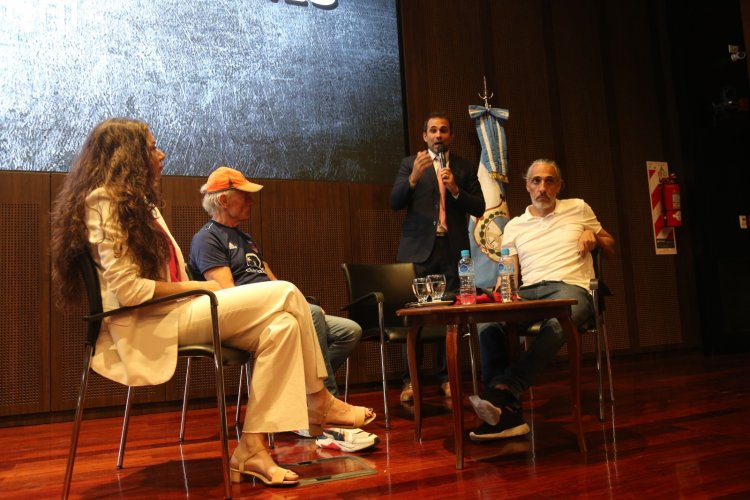 Fernando Signorini dio una master class en San Juan