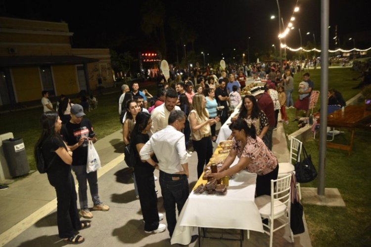 Más de mil personas fueron protagonistas del Mercado Cooperativo Itinerante