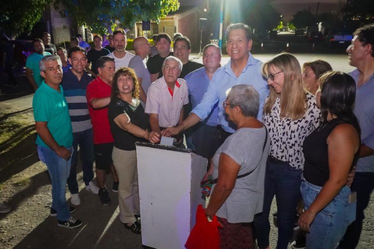 Pocito sigue inaugurando nuevas luminarias LED