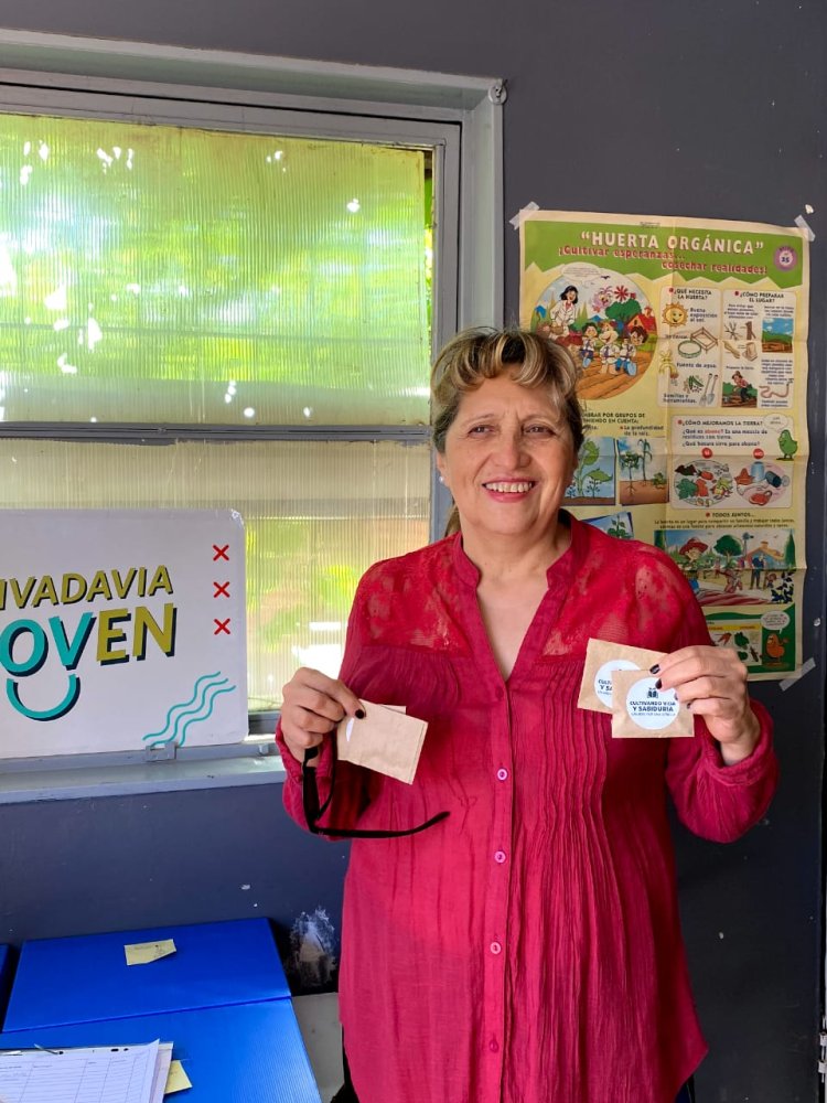 Rivadavia cultiva vida y sabiduría: Un libro por una semilla