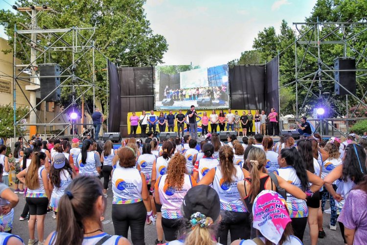 Santa Lucía vivió una jornada a pura energía con el Zumbathon