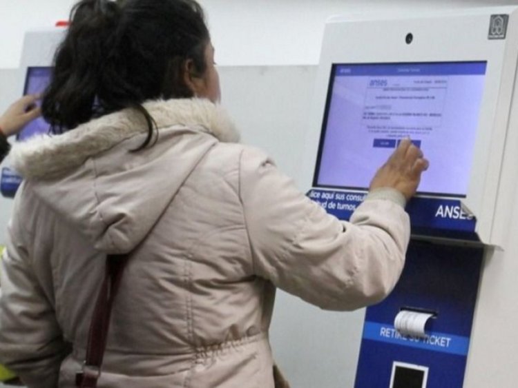 Asignaciones familiares: confirman el aumento del 2,69% para diciembre