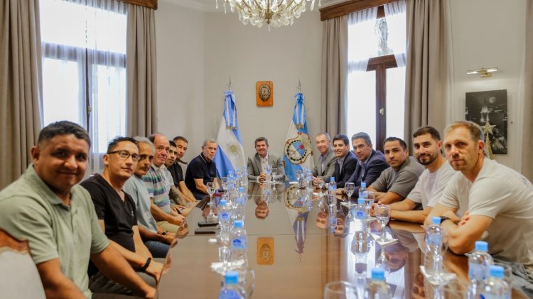 Orrego recibió al plantel campeón de San Martín