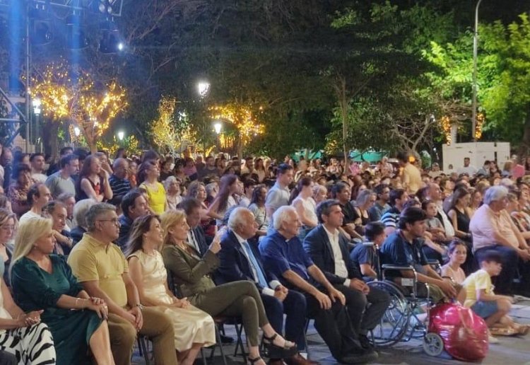 El gobernador Orrego participó en la misa de Acción de Gracias por la Navidad