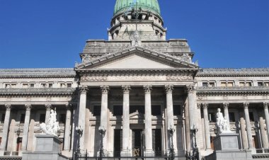 El Gobierno oficializa la citación a sesiones extraordinarias para debatir la eliminación de las Paso