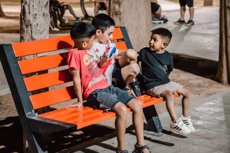 Romina Rosas inauguró obras de remodelación de la plaza 11 de Septiembre