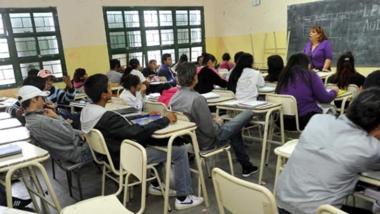 Lanzan clases de apoyo gratuitas para jóvenes estudiantes