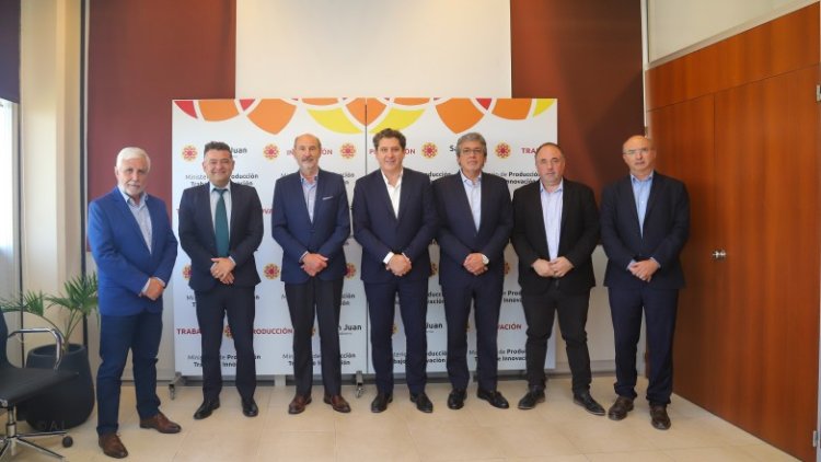 Ministros de Producción de San Juan y Mendoza avanzan en medidas destinadas al sector vitivinícola