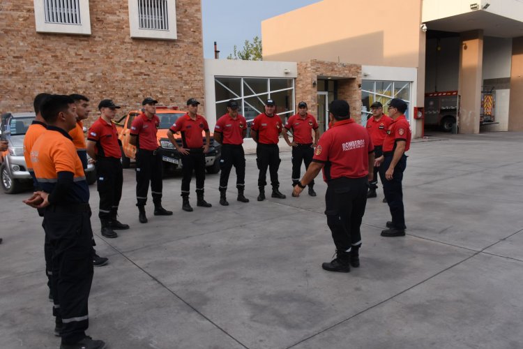 San Juan se solidariza con El Bolsón: bomberos y protección civil viajan para combatir incendios forestales