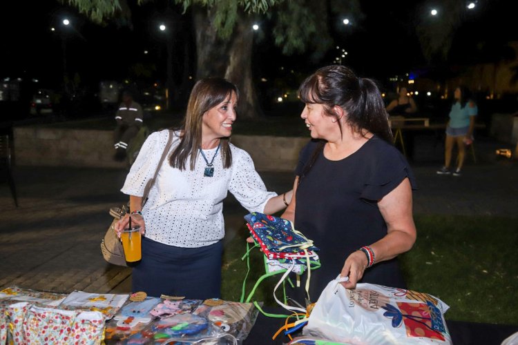 Noche de brillo, magia y glamour anticipando el "Día de los Enamorados"