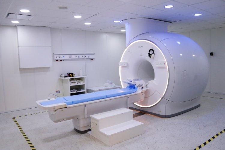 El resonador del Hospital Marcial Quiroga triplicó la cantidad de atención de pacientes