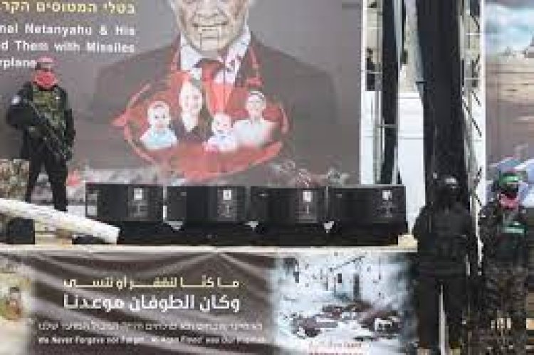 Así entregó Hamas los restos de la familia Bibas