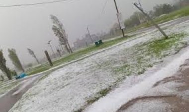 Feroz tormenta con viento y granizo en Santa Fe